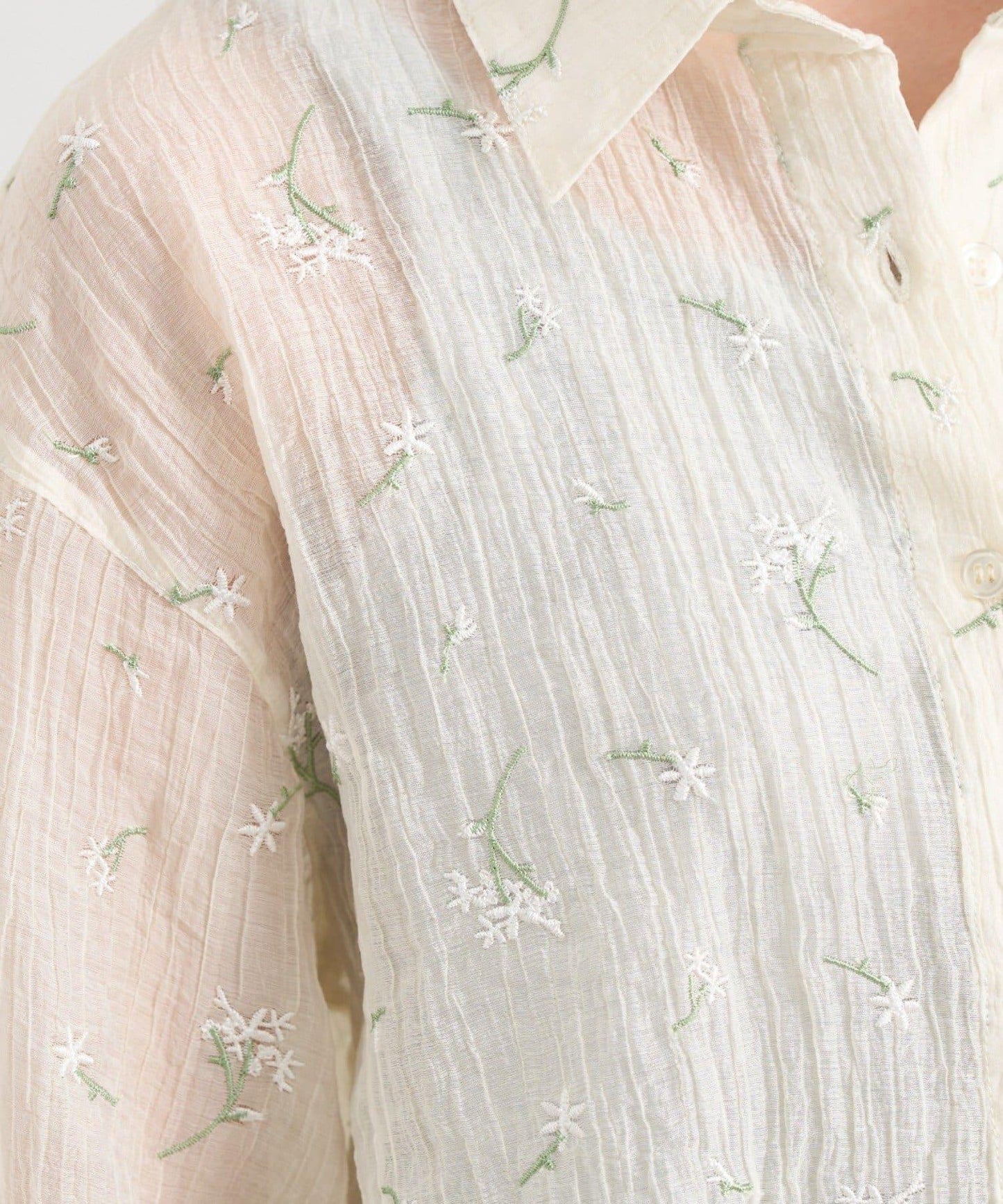花朵刺繡 短款襯衫