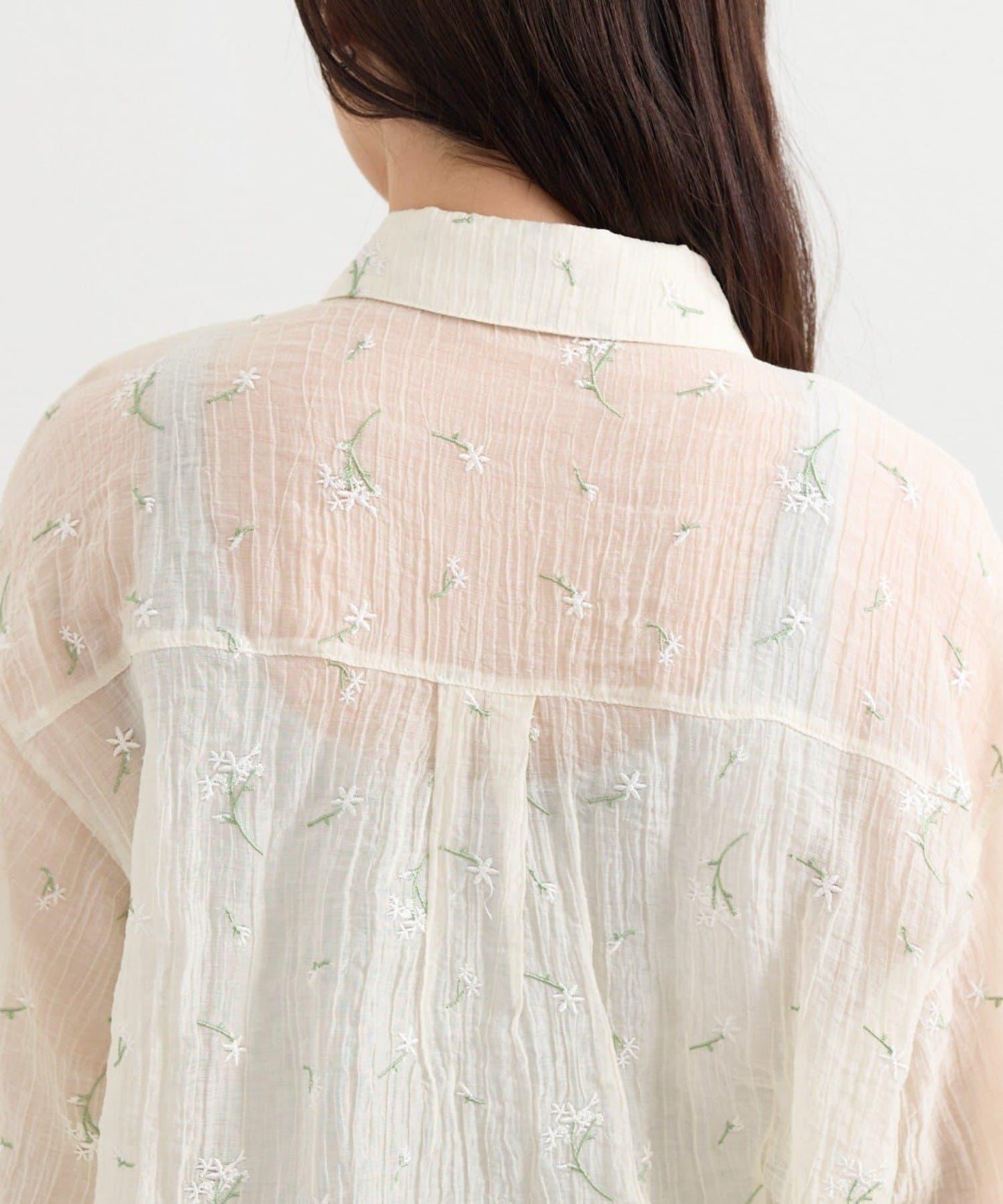 花朵刺繡 短款襯衫