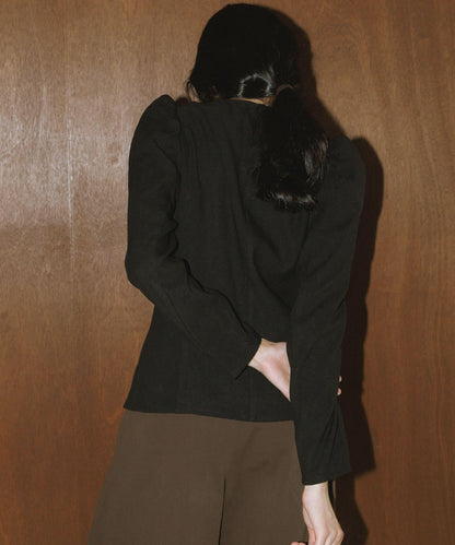 蜜桃絨泡泡袖襯衫
