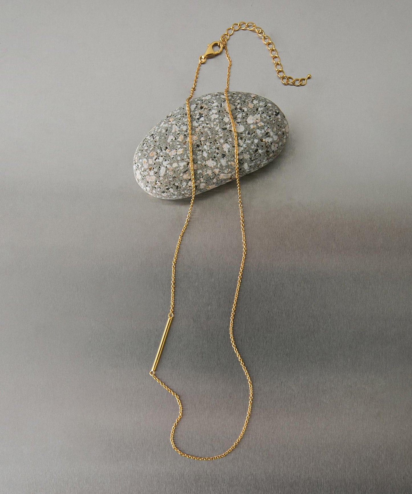 SMELLY so’ asymmetric bar necklace