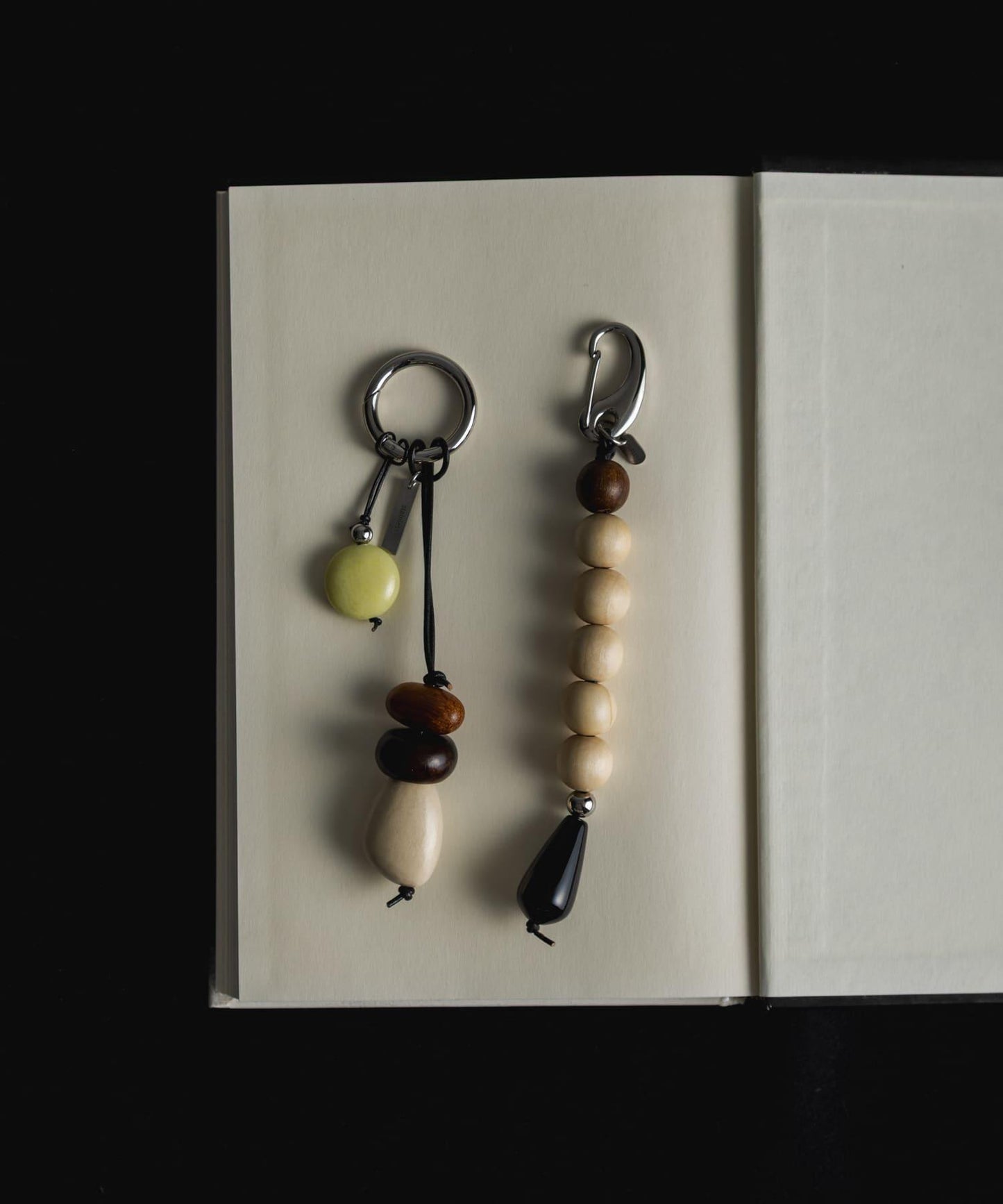 SMELLY so’ pebble jade 鑰匙扣