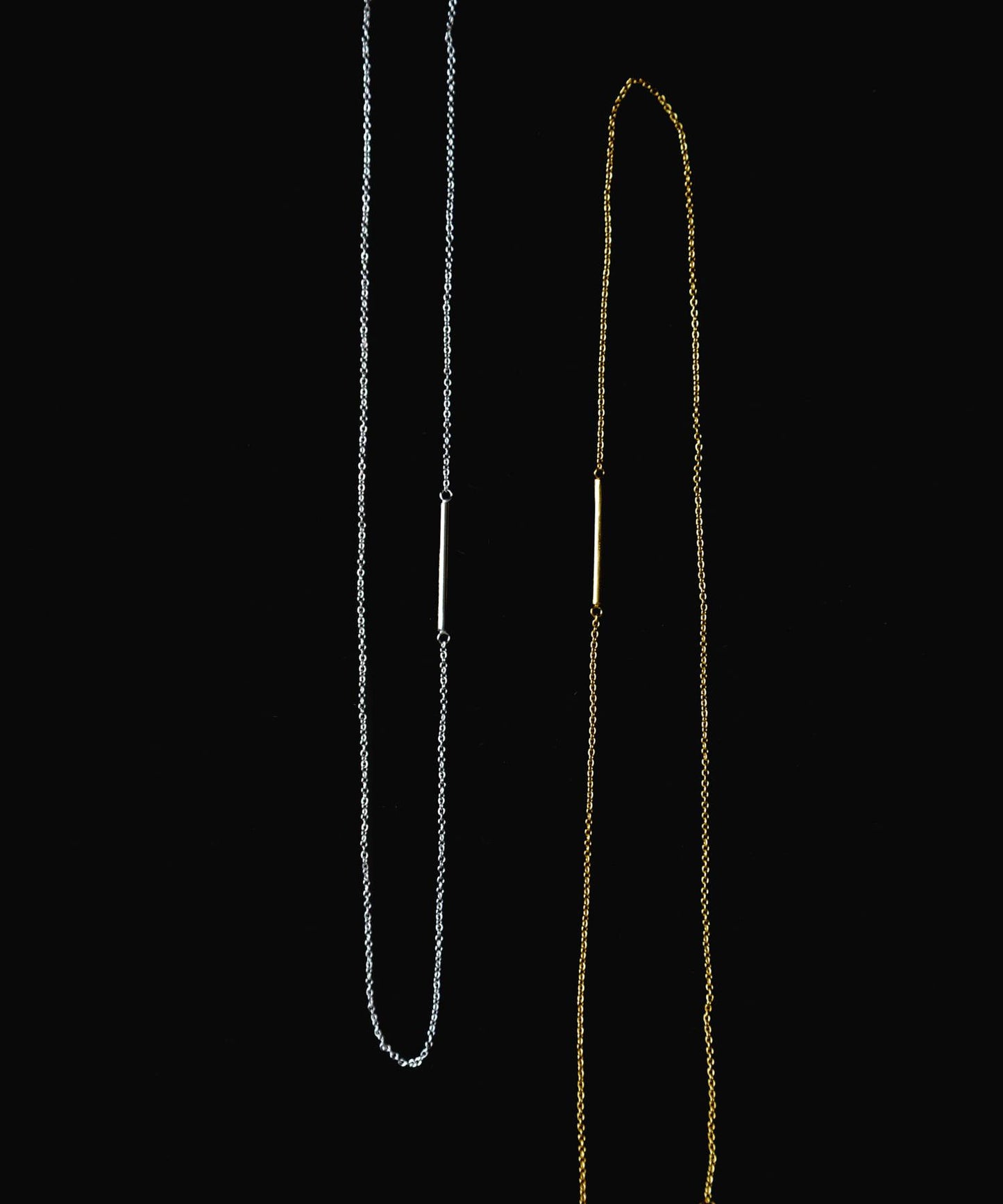 SMELLY so’ asymmetric bar necklace