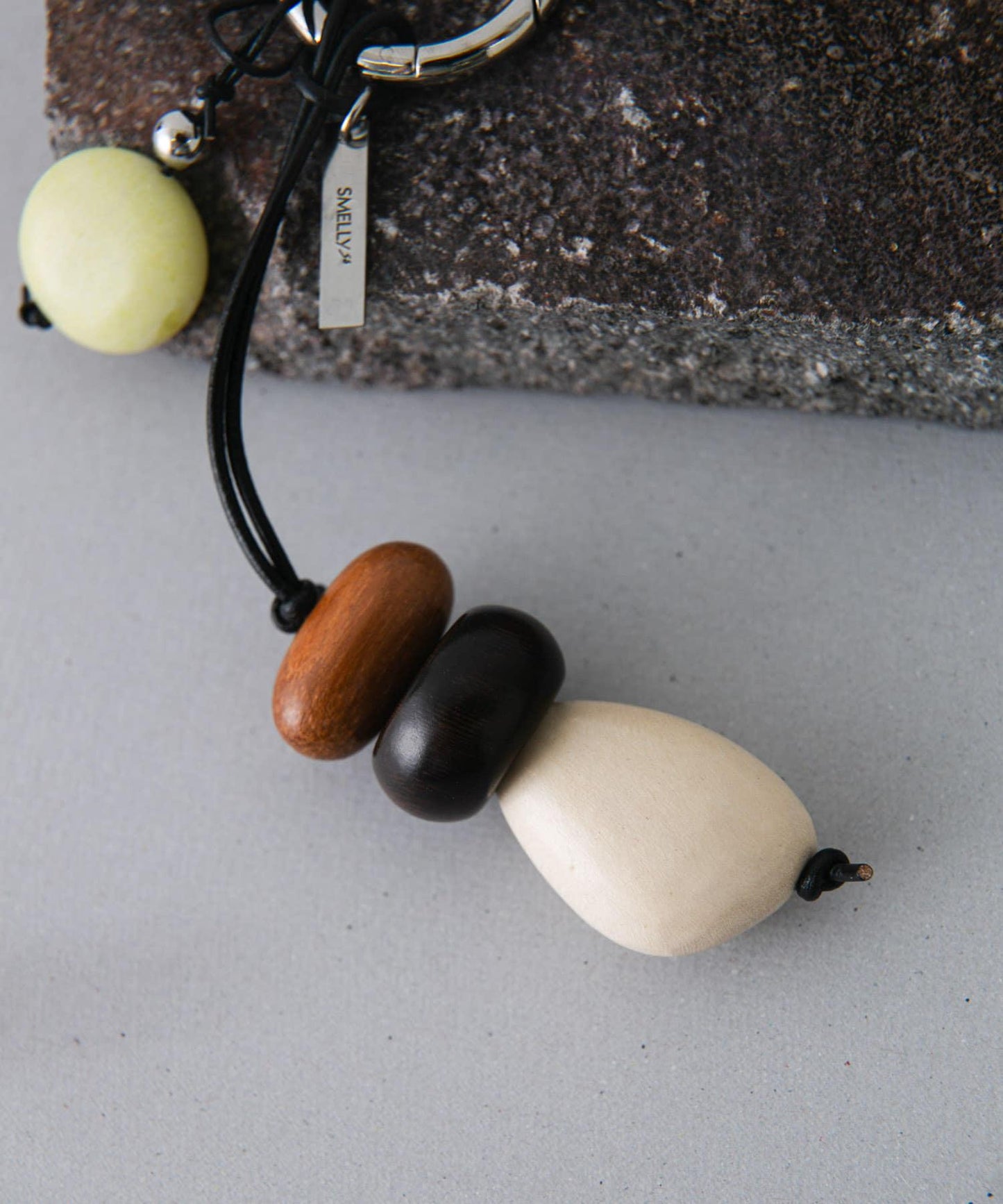 SMELLY so’ pebble jade 鑰匙扣