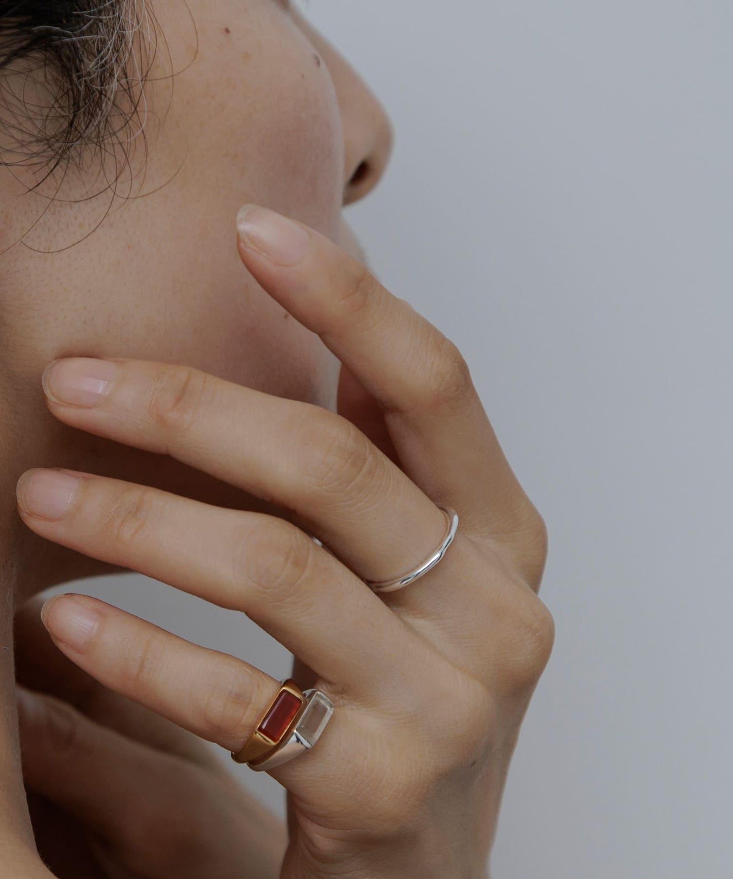 SMELLY so’ textured minimal ring