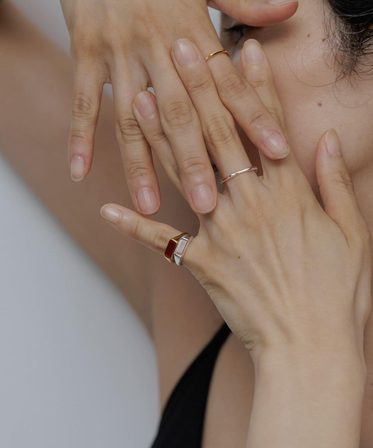 SMELLY so’ smoky quartz pinky ring