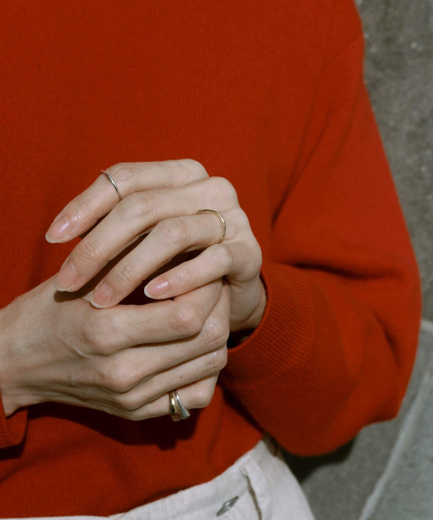 SMELLY so’ textured minimal ring