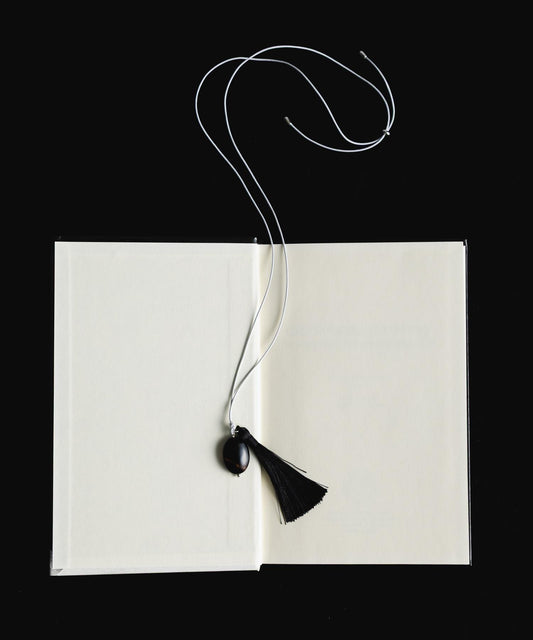 SMELLY so’ onyx tassel necklace