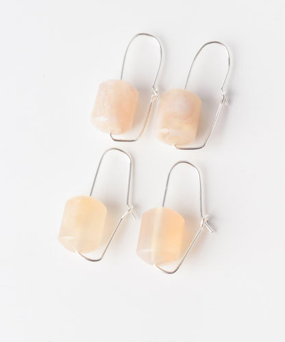 SMELLY so’ sakura agate 耳釘
