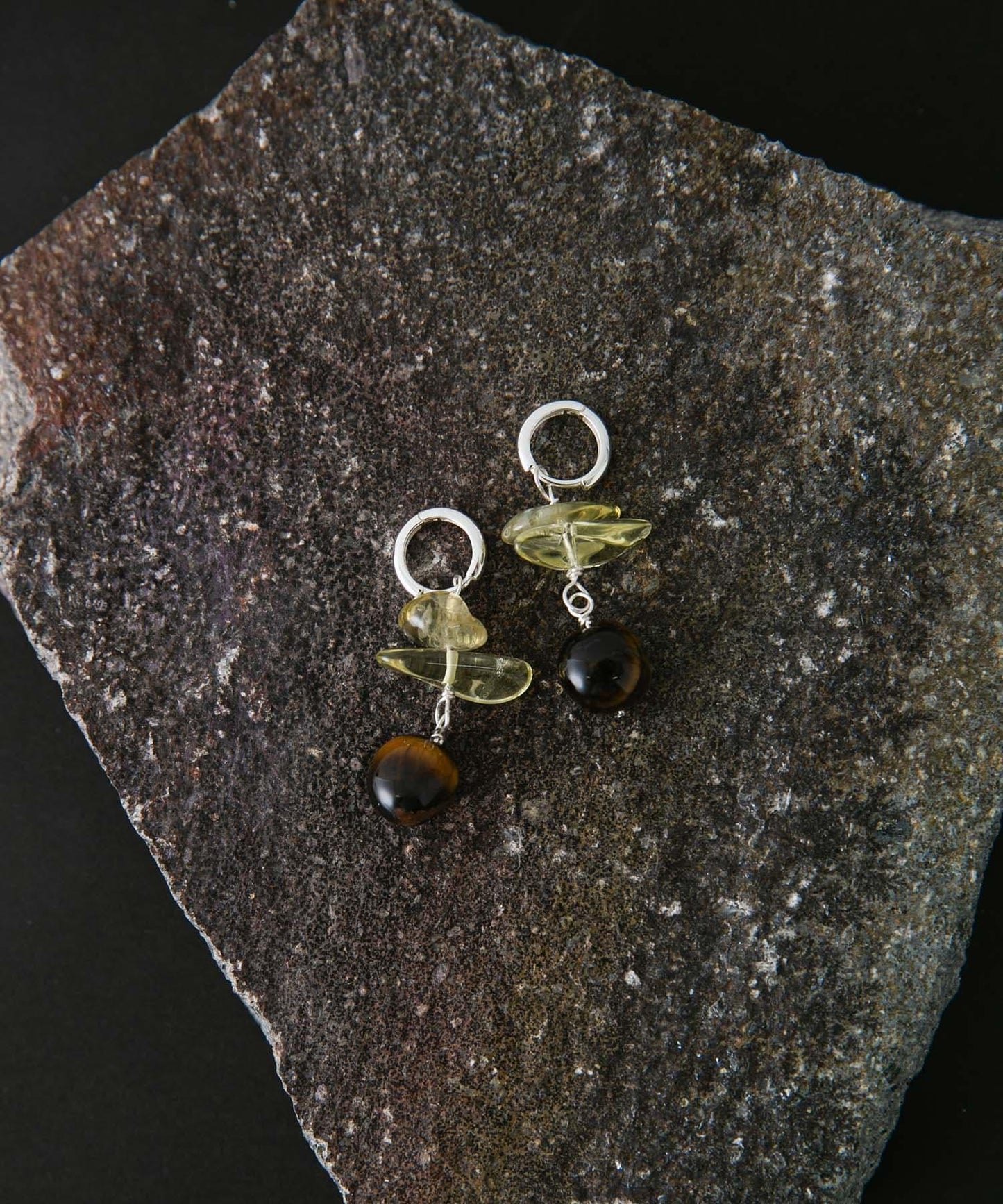 SMELLY so’ lemon quartz hoop pierce