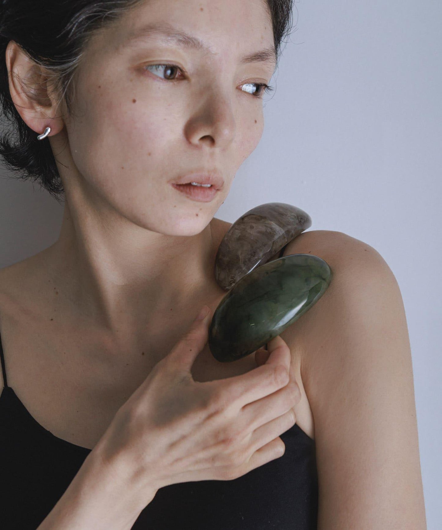 SMELLY so’ textured stone 髮夾
