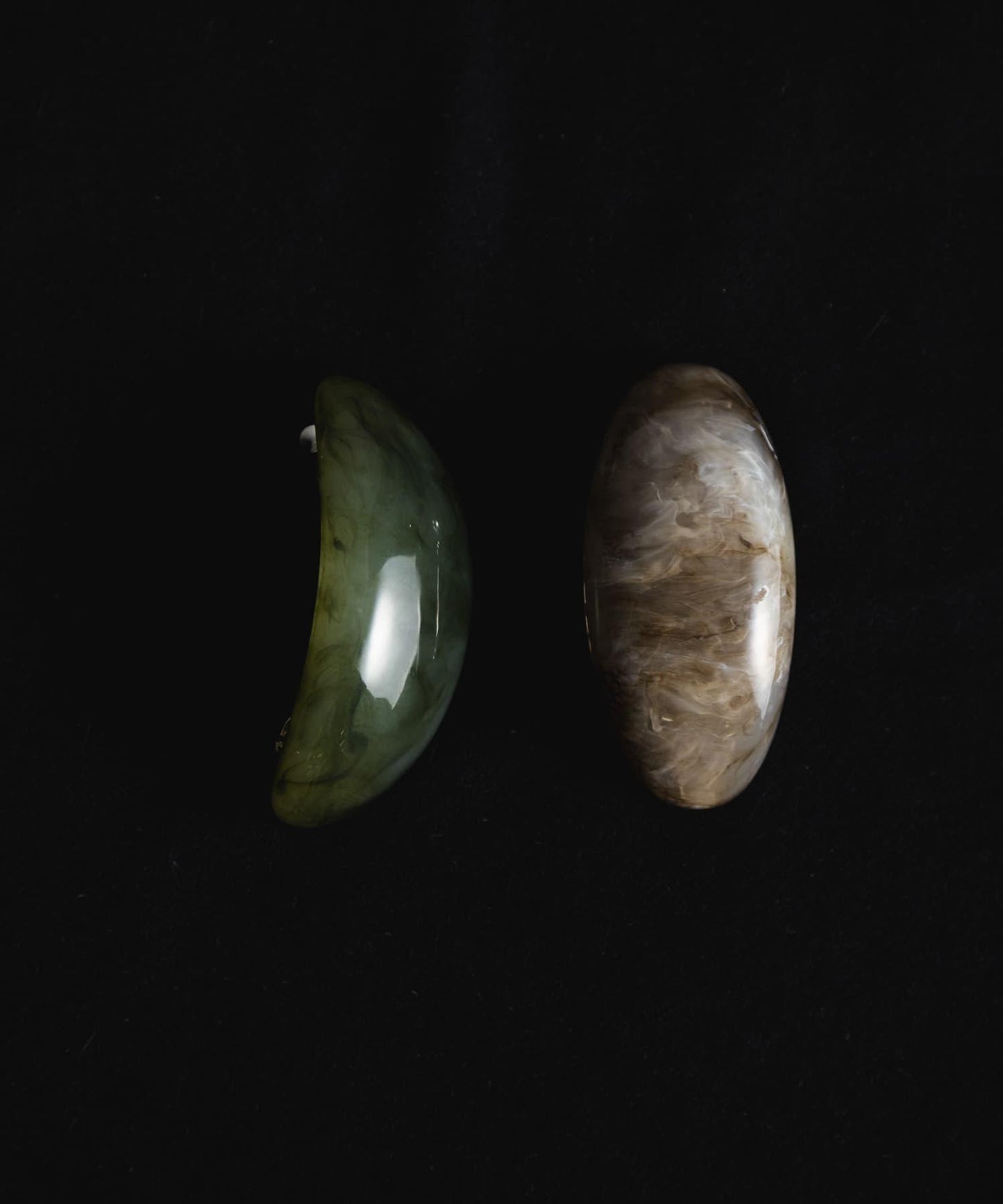 SMELLY so’ textured stone 髮夾