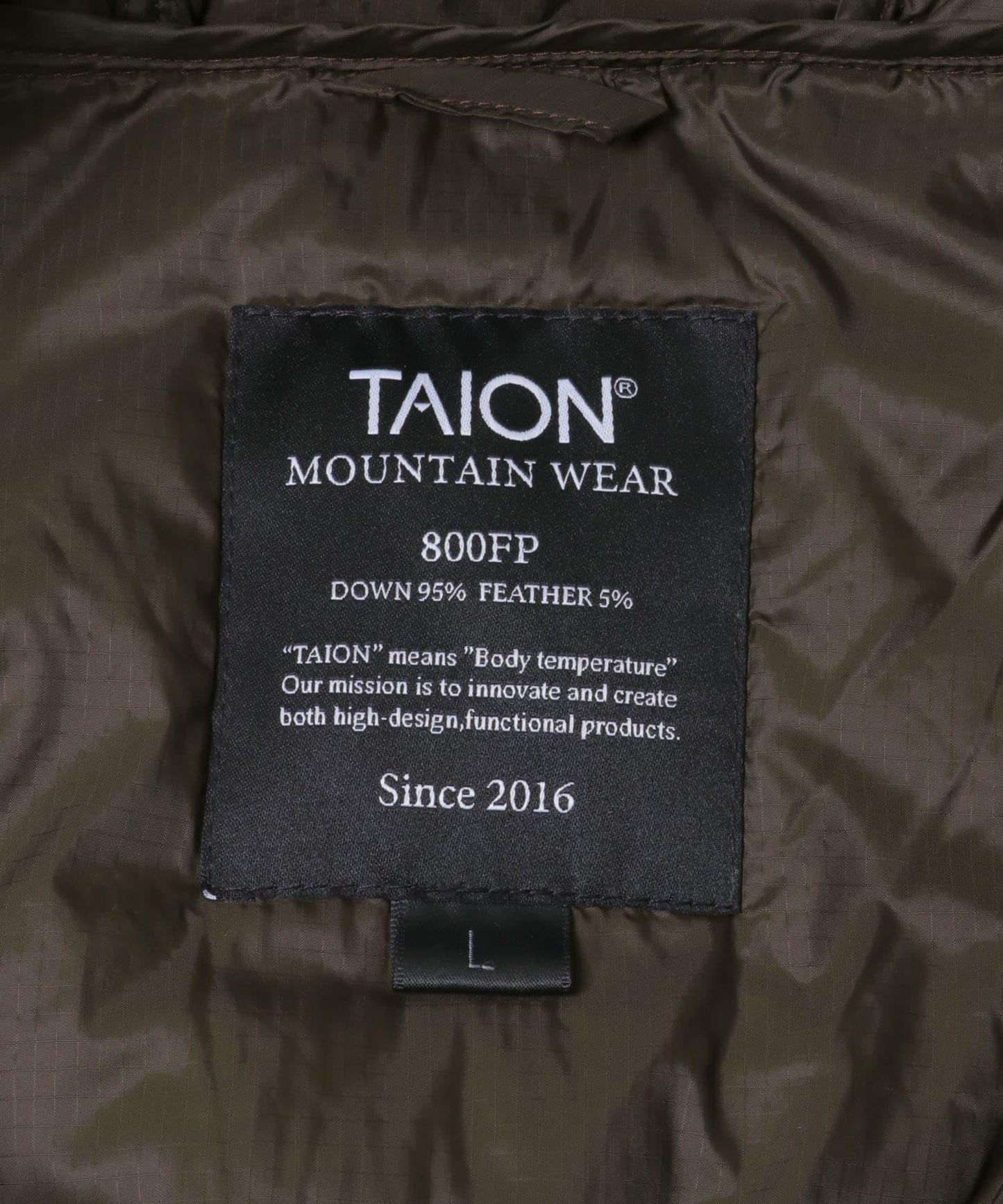 TAION×SENSE OF PLACE 聯名款 羽絨連帽夾克