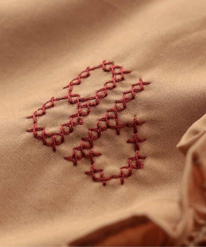 B字母刺繡襯衫