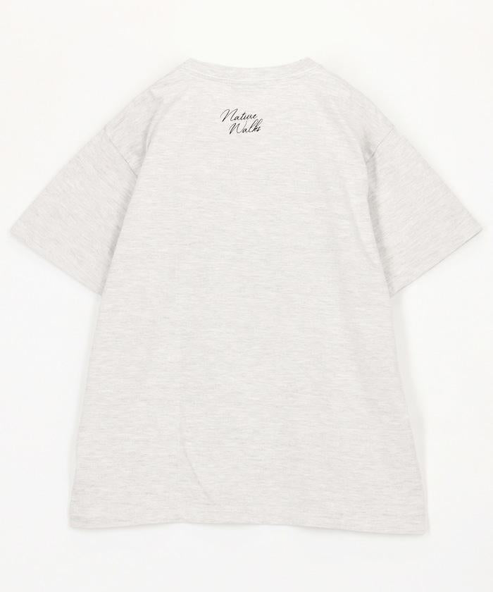 monotone photo TEE