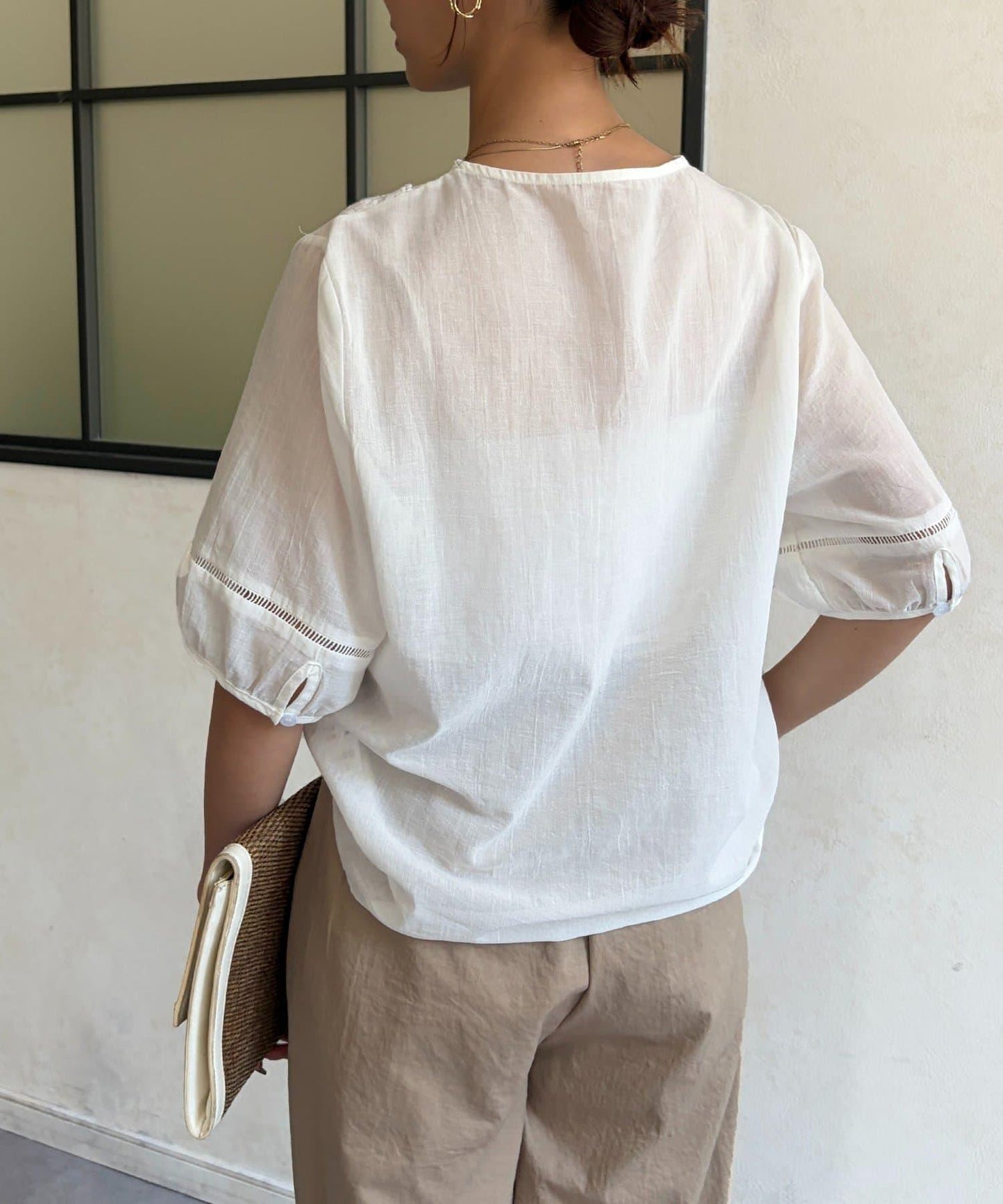 前幅刺繡蕾絲五分袖襯衫
