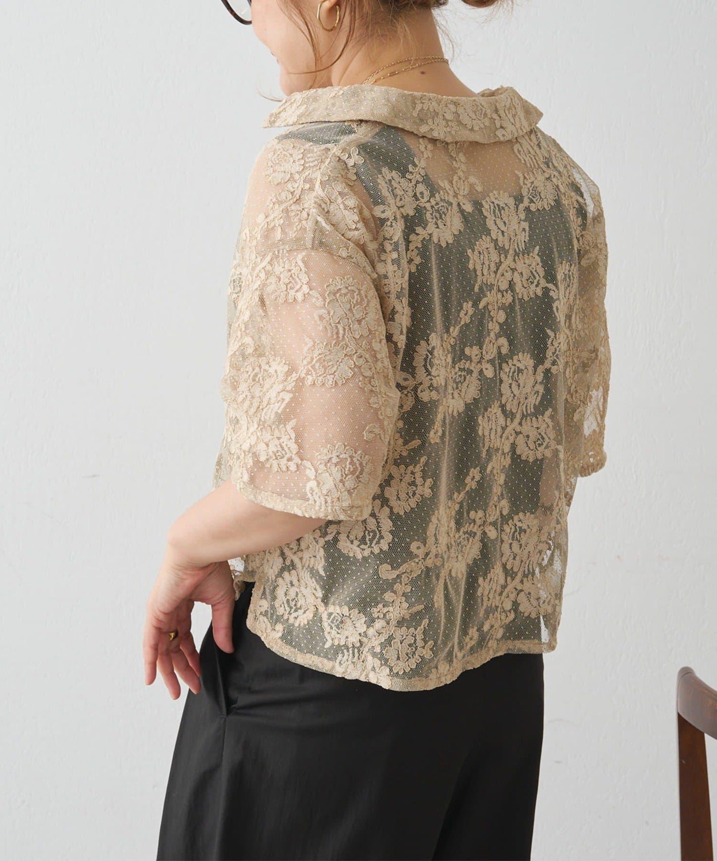 波點薄紗刺繡襯衫