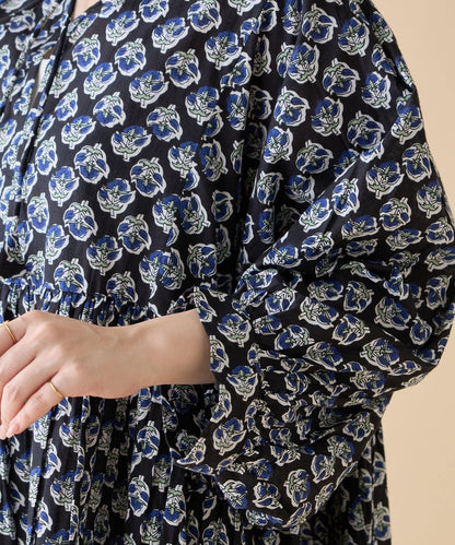 民族風印花罩衫