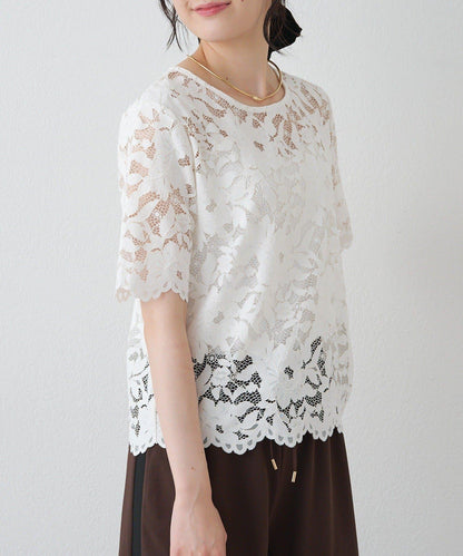 花朵刺繡扇形蕾絲襯衫