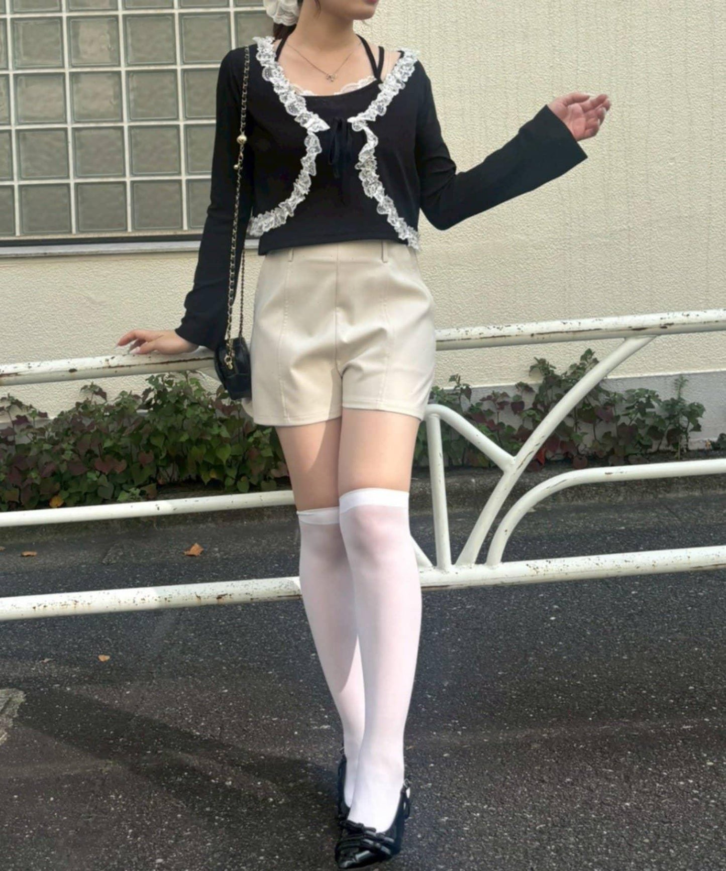 ANOTHER BRANCH 蕾絲吊帶背心開衫套裝