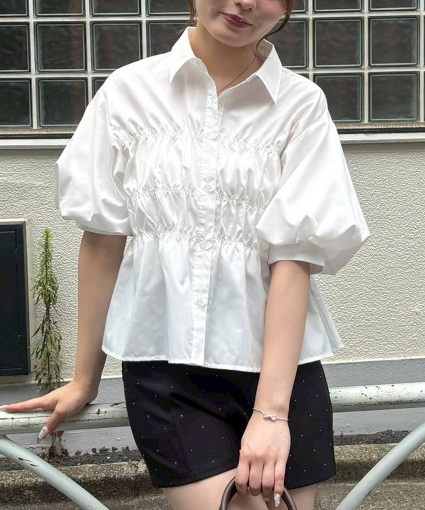 ANOTHER BRANCH 泡泡袖襯衫