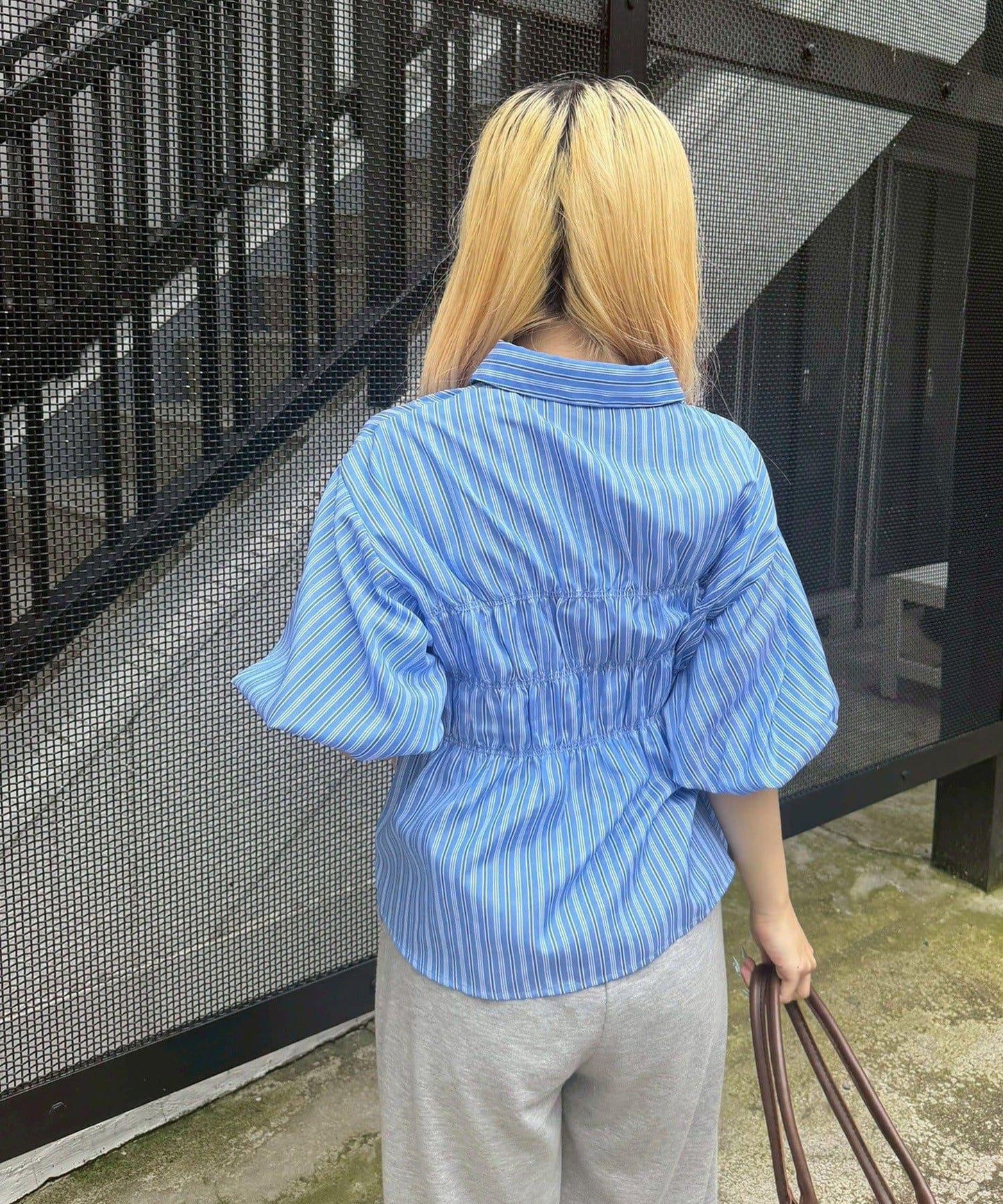 ANOTHER BRANCH 泡泡袖襯衫