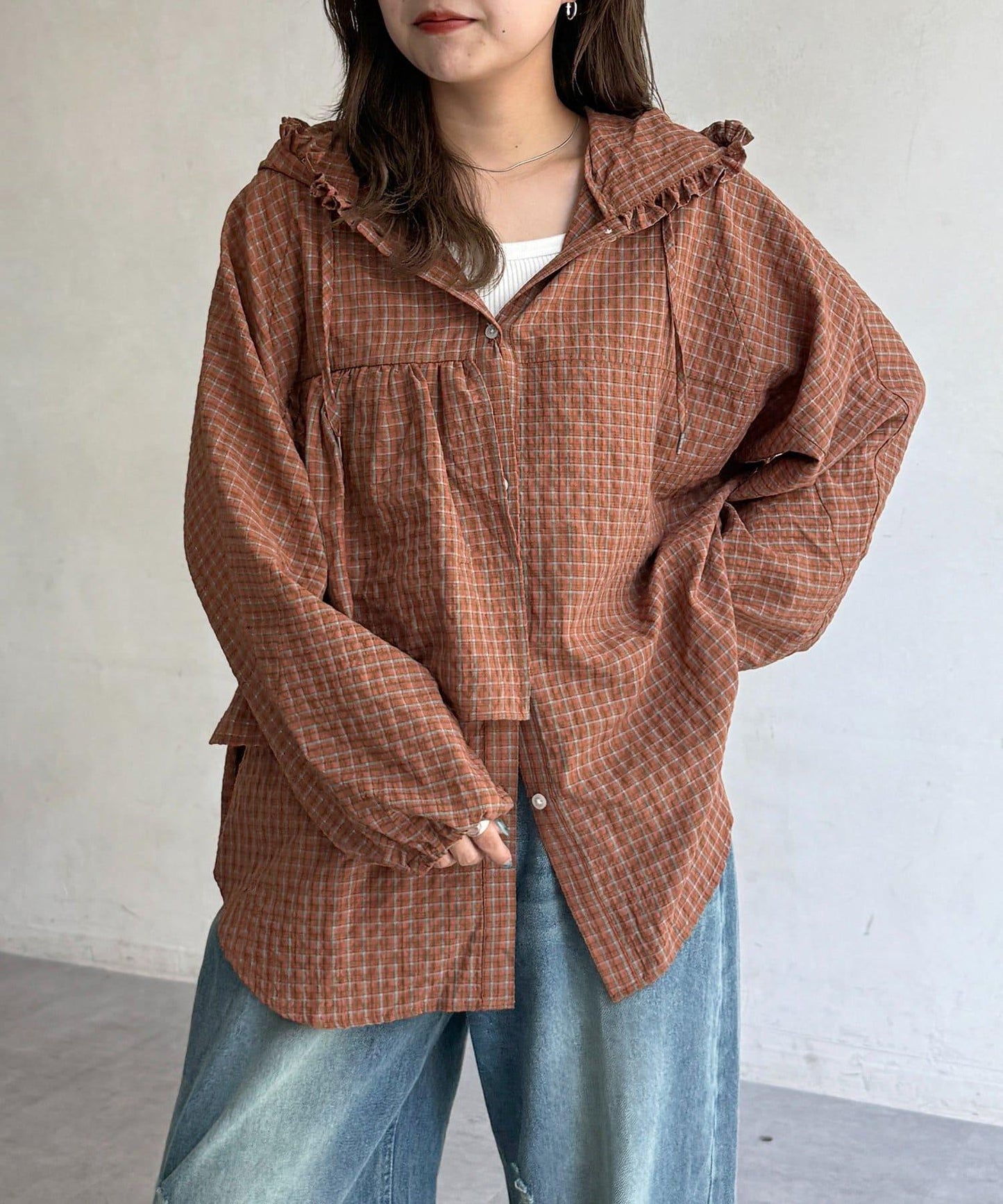 連帽荷葉邊襯衫
