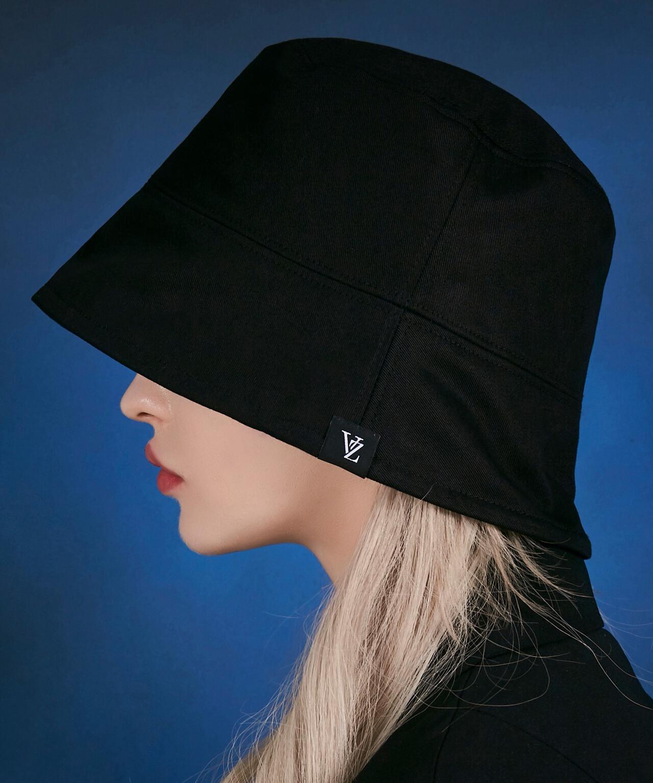VARZAR/バザール/Label drop over fit bucket hat