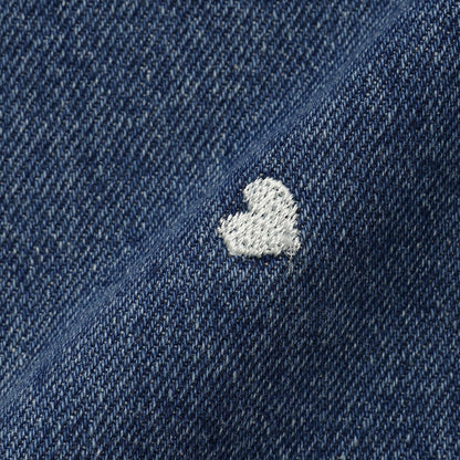 柔軟牛仔 愛心刺繡滿印彎刀褲