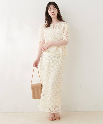 花朵刺繡修身半身裙