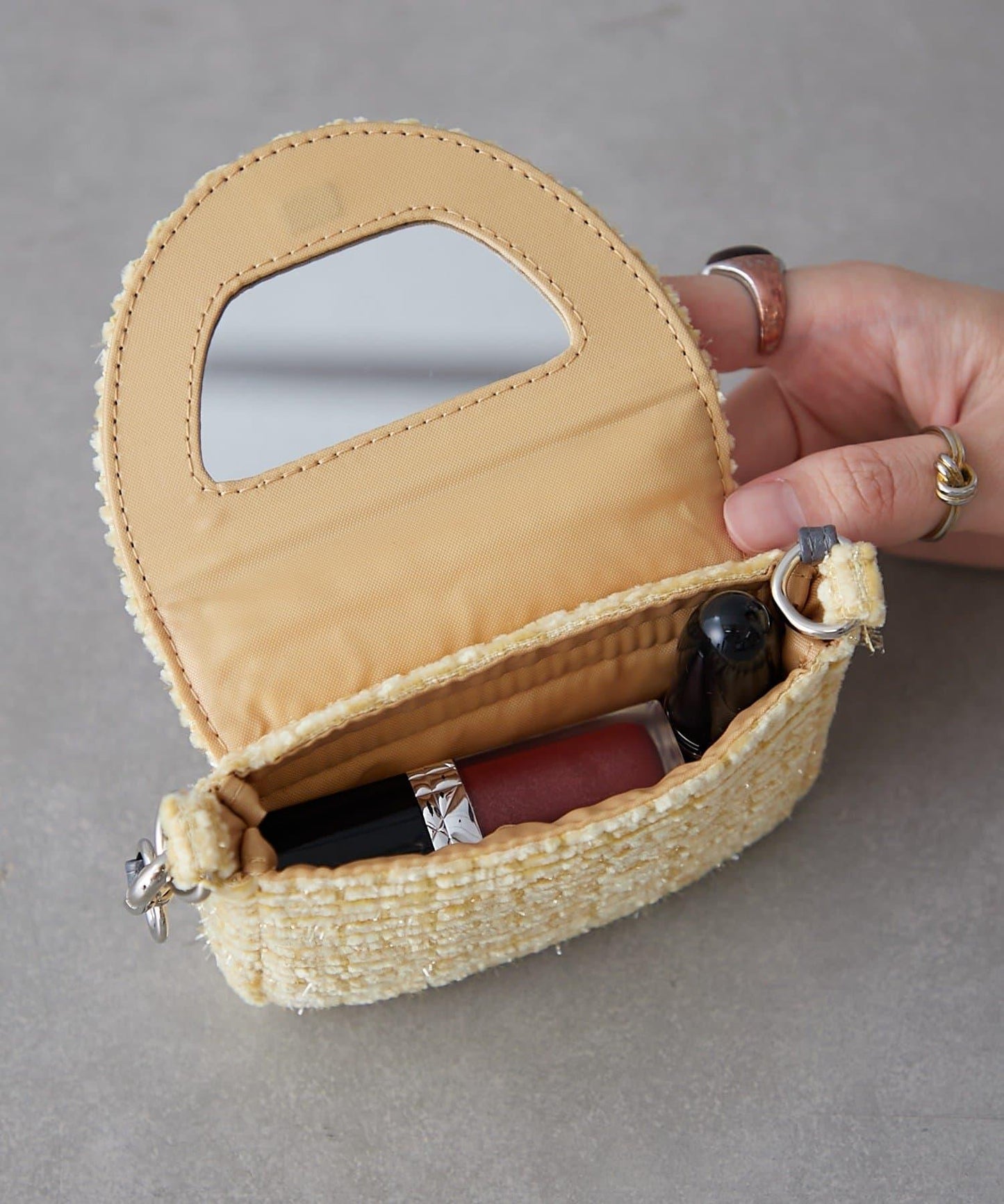 Tweed Lip Plus Pouch 唇膏包