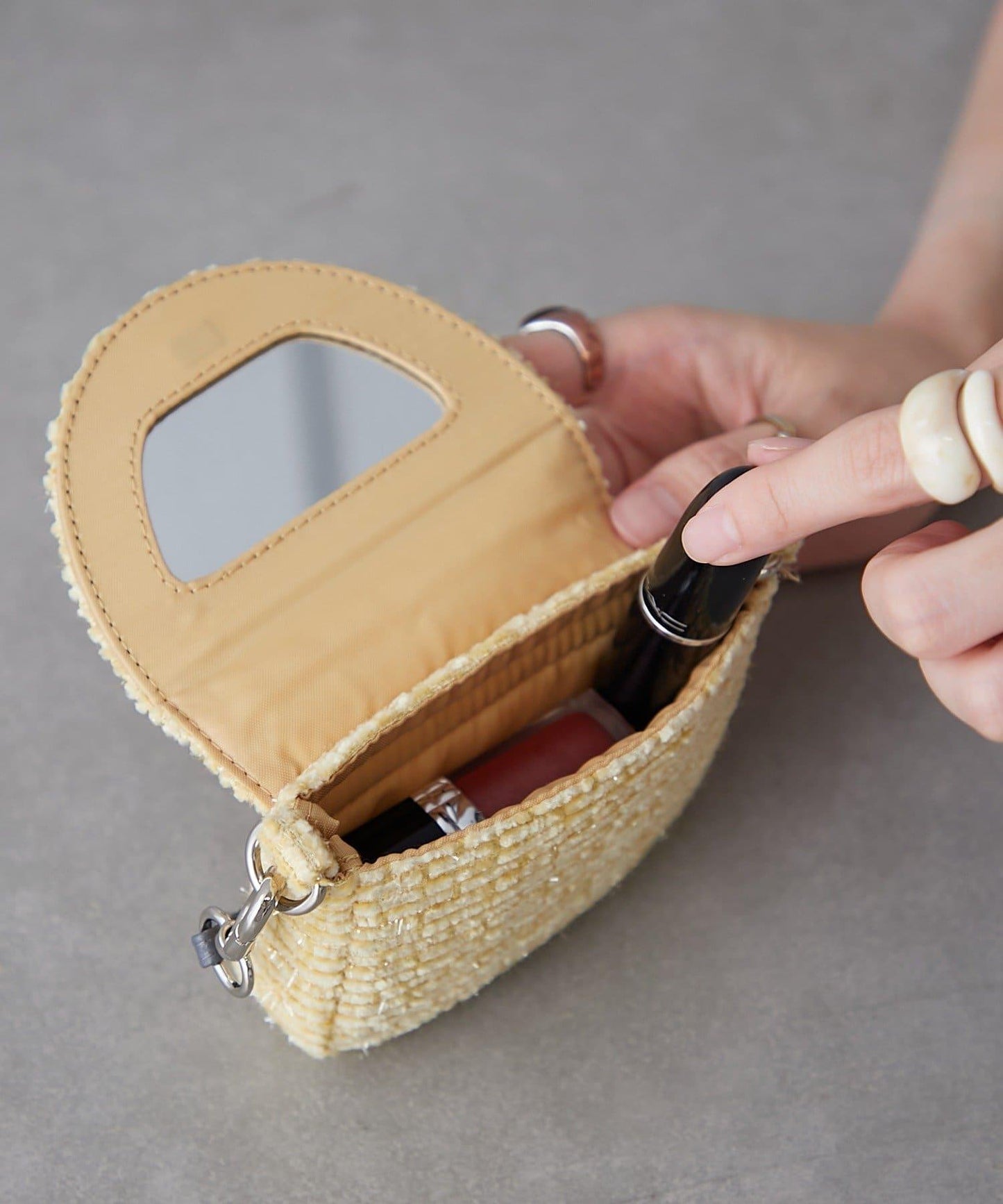 Tweed Lip Plus Pouch 唇膏包