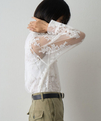刺繡蕾絲襯衫