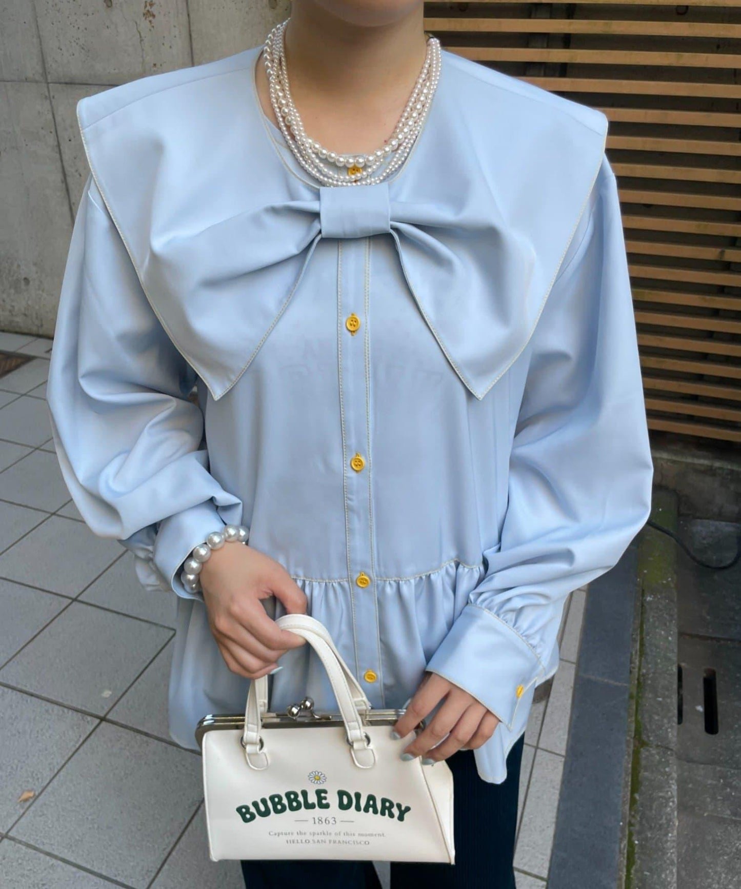HELLO.SANFRANCISCO 蝴蝶結大翻領襯衫