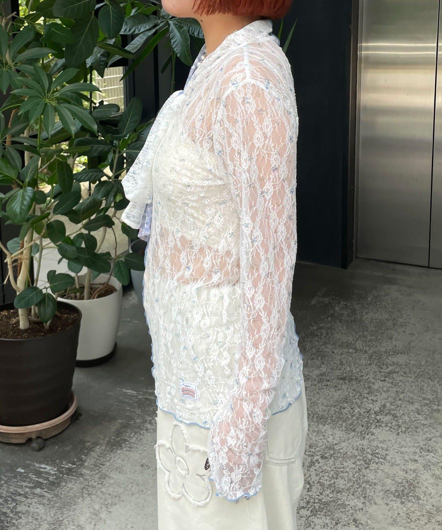 HELLO.SANFRANCISCO 蕾絲拼接蝴蝶結繫帶T恤