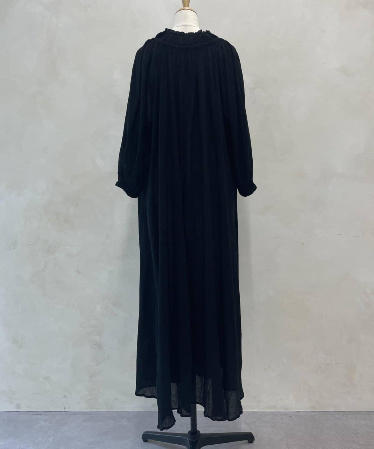 繫帶連衣裙