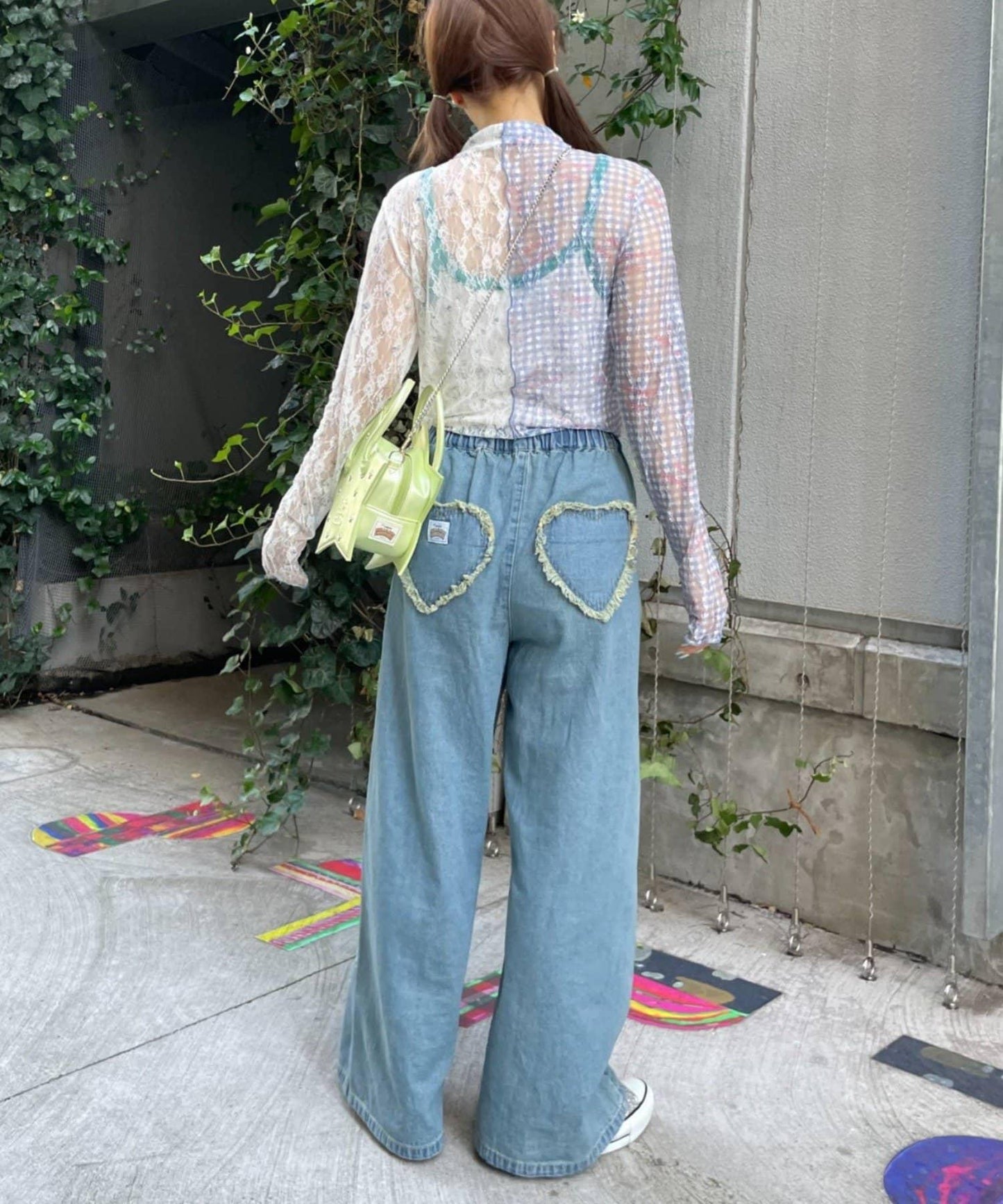 HELLO.SANFRANCISCO 蕾絲拼接蝴蝶結繫帶T恤
