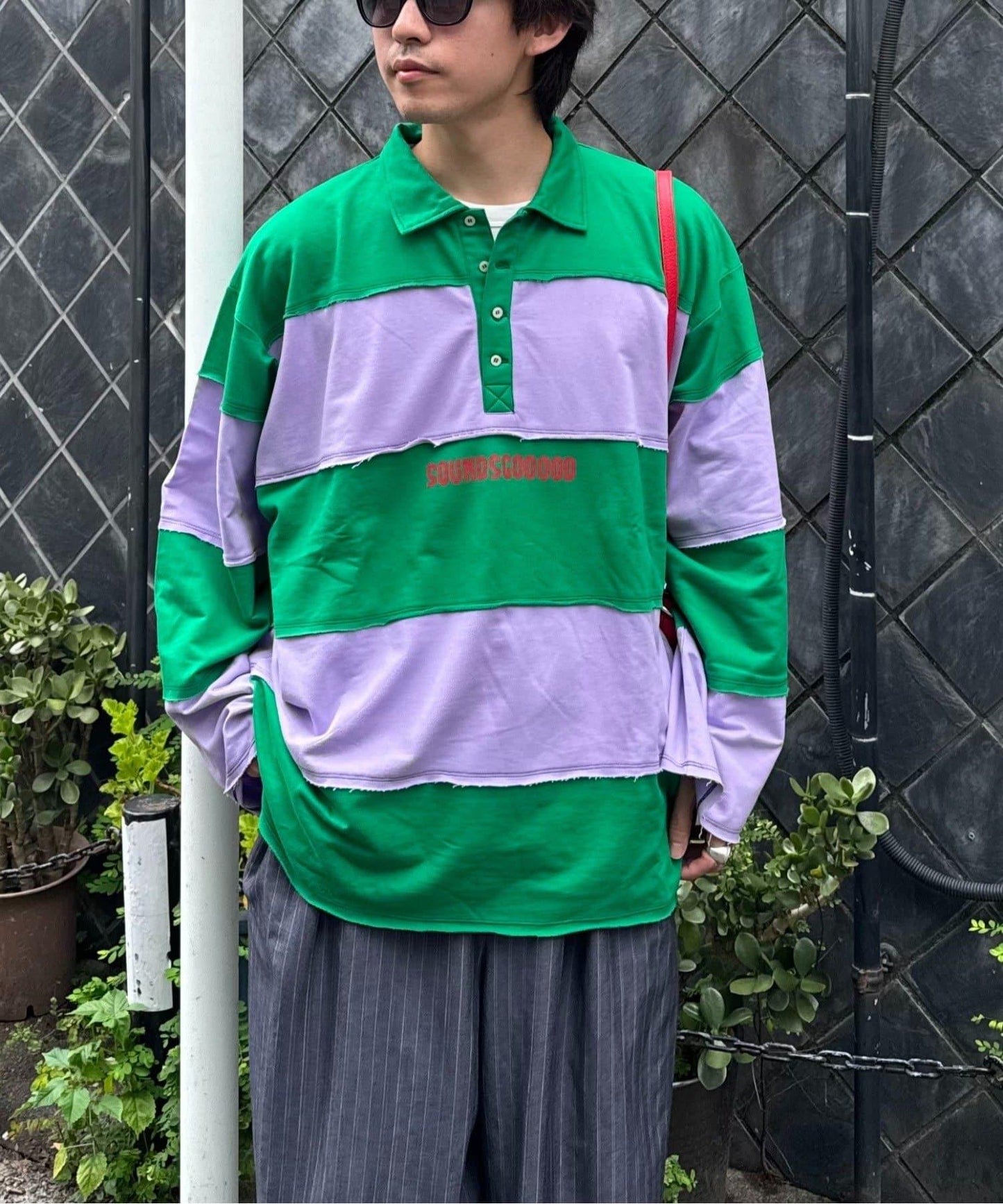 SOUNDS GOOOOD 寬鬆條紋橄欖球衫