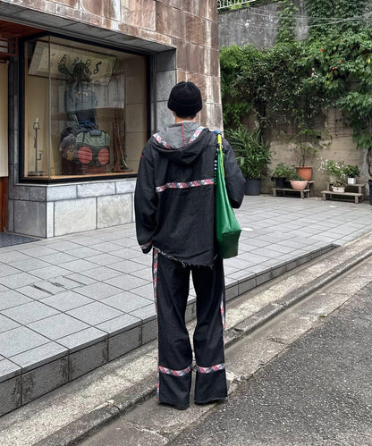 SOUNDS GOOOOD 三角皮革包