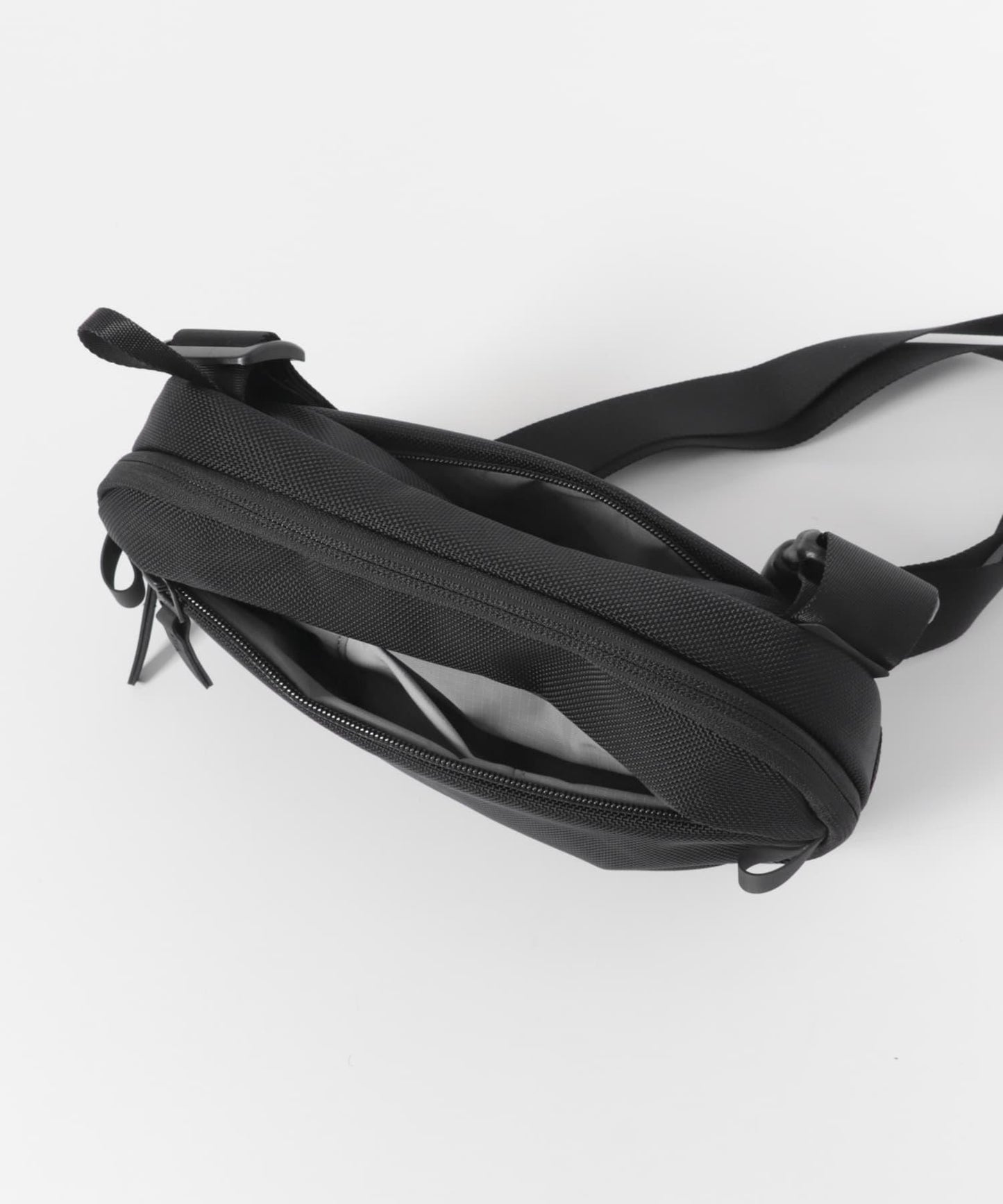 AER DAY SLING 4
