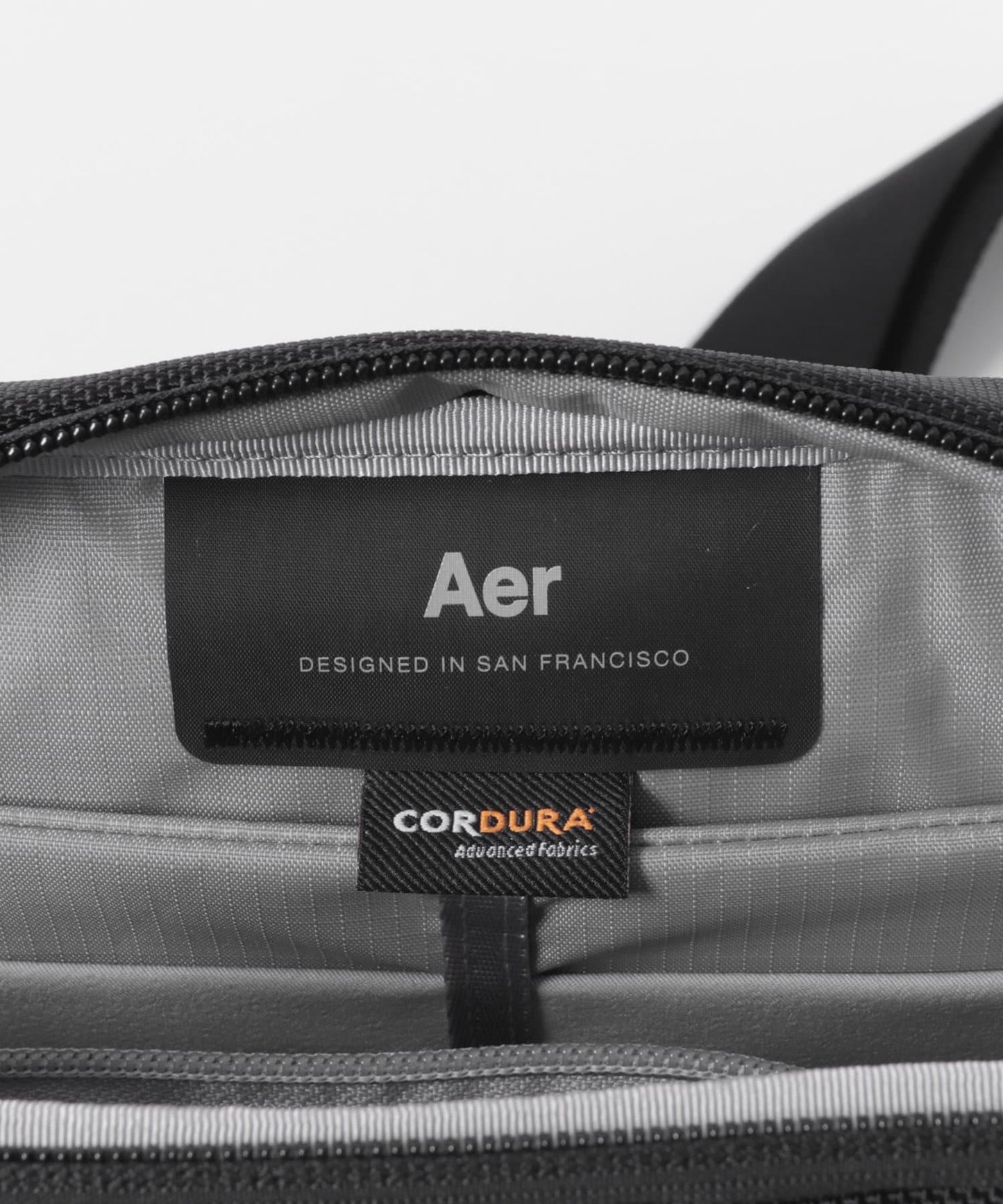 AER DAY SLING 4