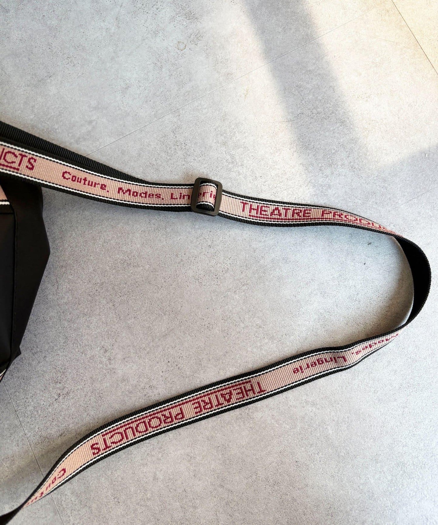 【THEATRE PRODUCTS】Logo Tape 2WAY單肩包