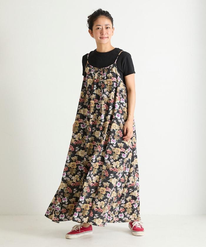 碎花吊帶連衣裙