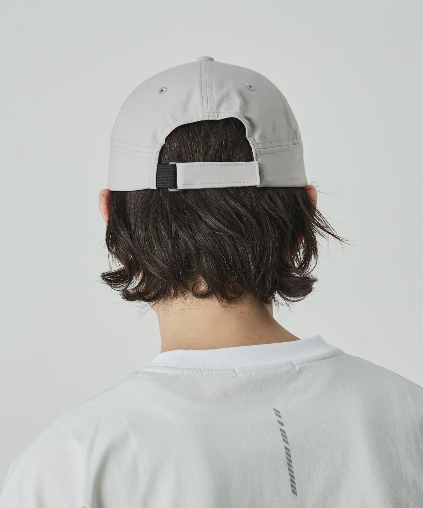 【UNISEX】防潑水反光Logo運動帽