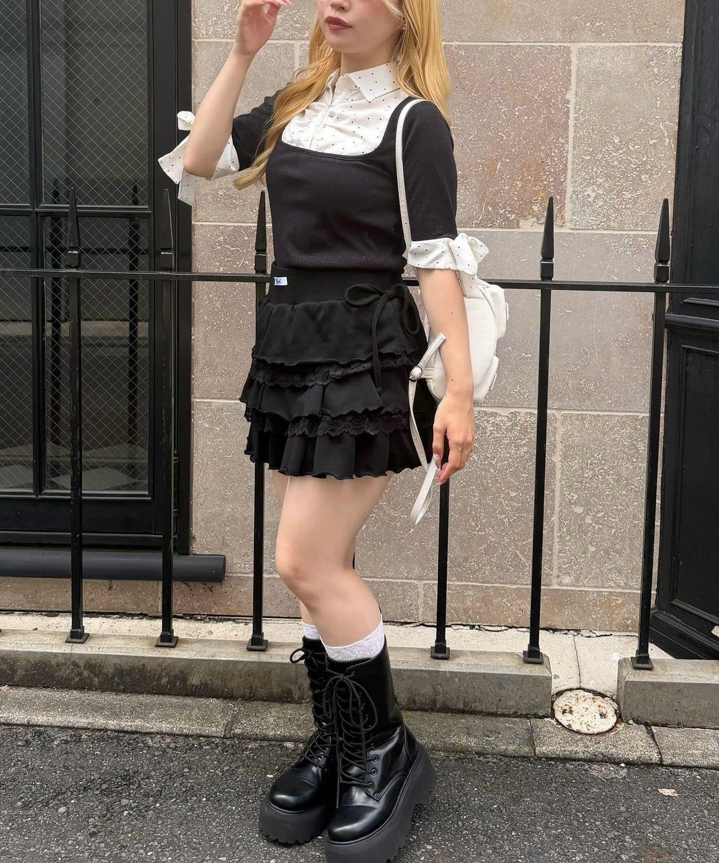 【continuer】 蝴蝶結疊穿風閃光上衣