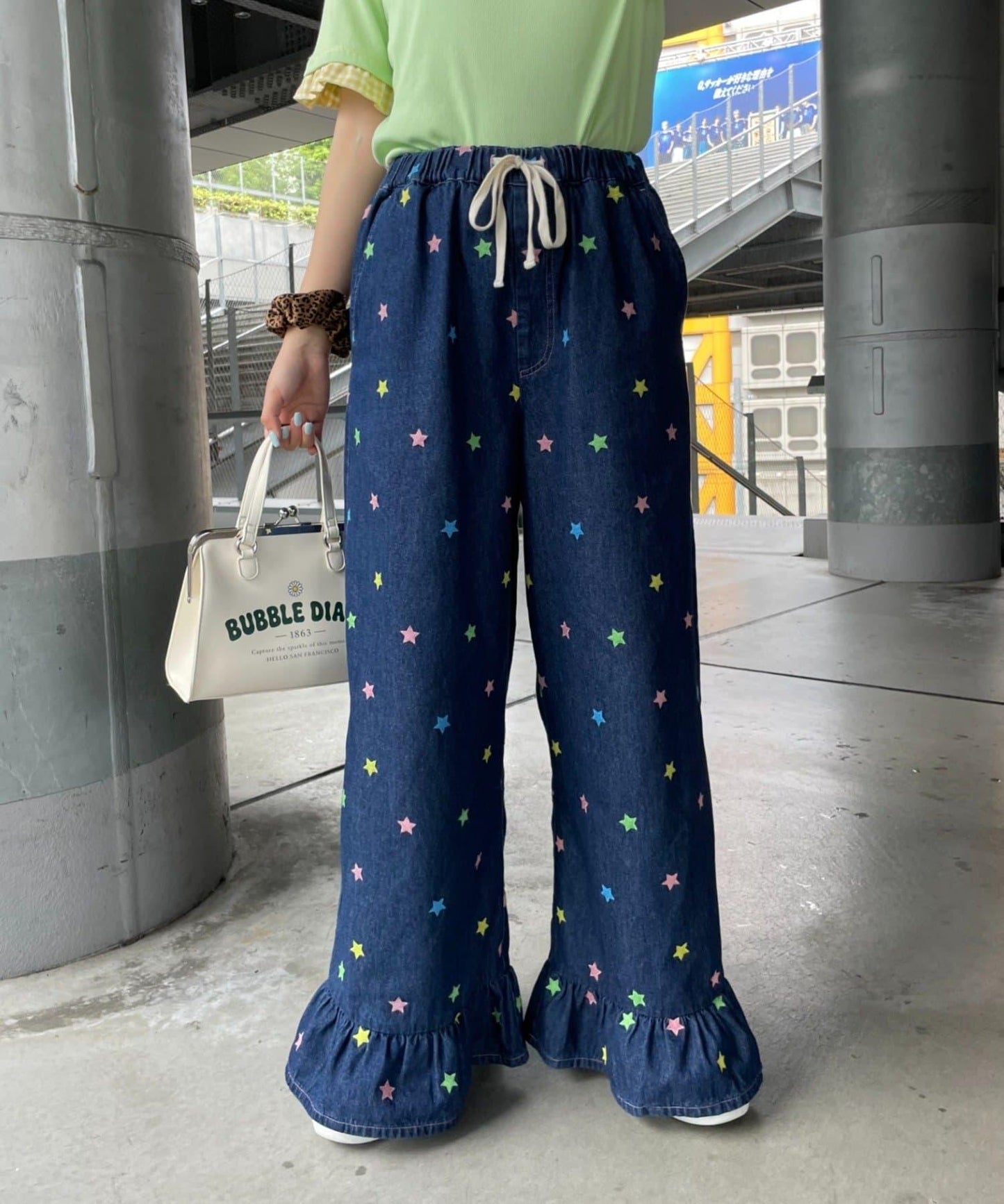 HELLO.SANFRANCISCO 裙襬荷葉邊星形刺繡牛仔褲