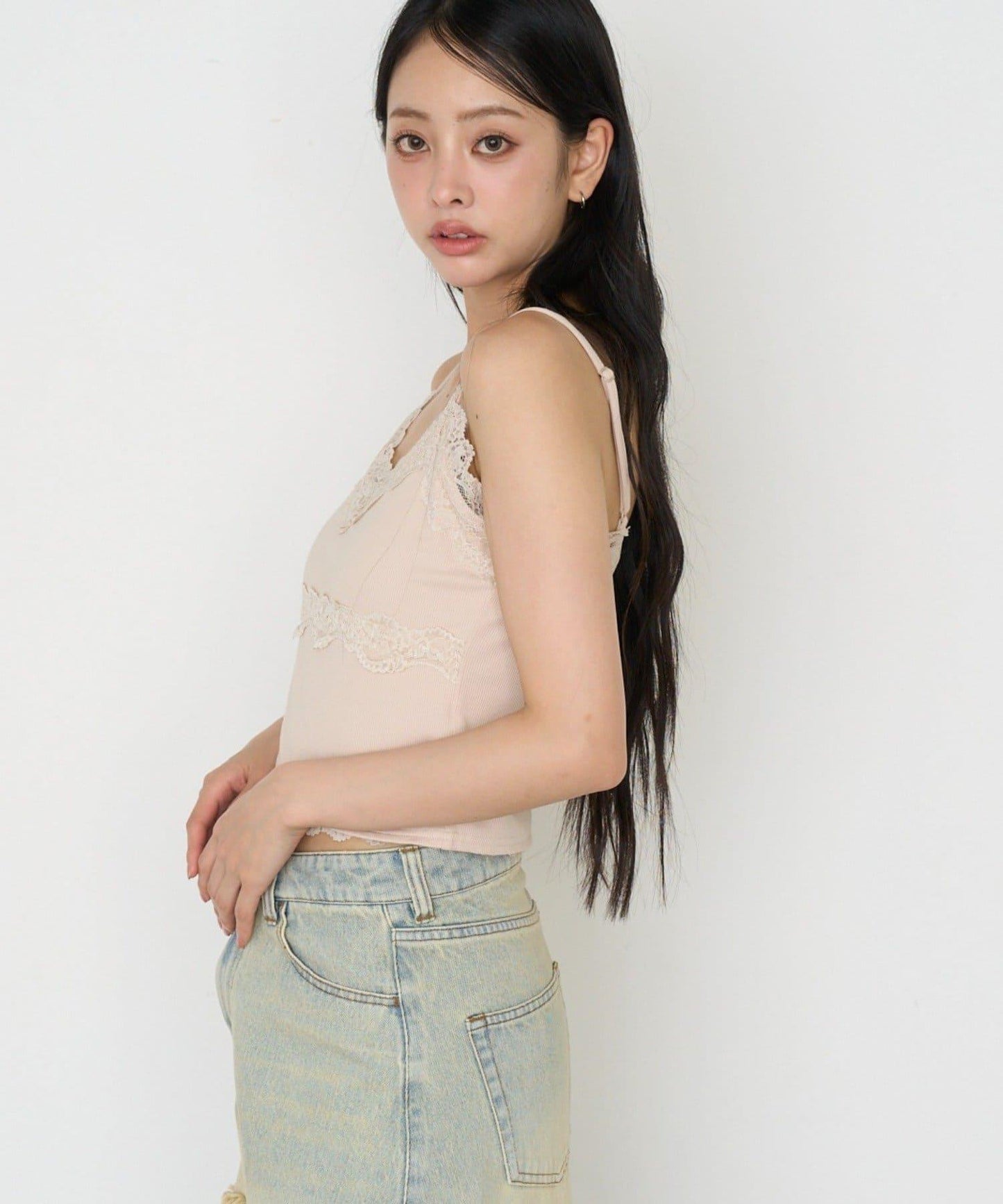 RAY CASSIN 帶胸墊蕾絲吊帶背心