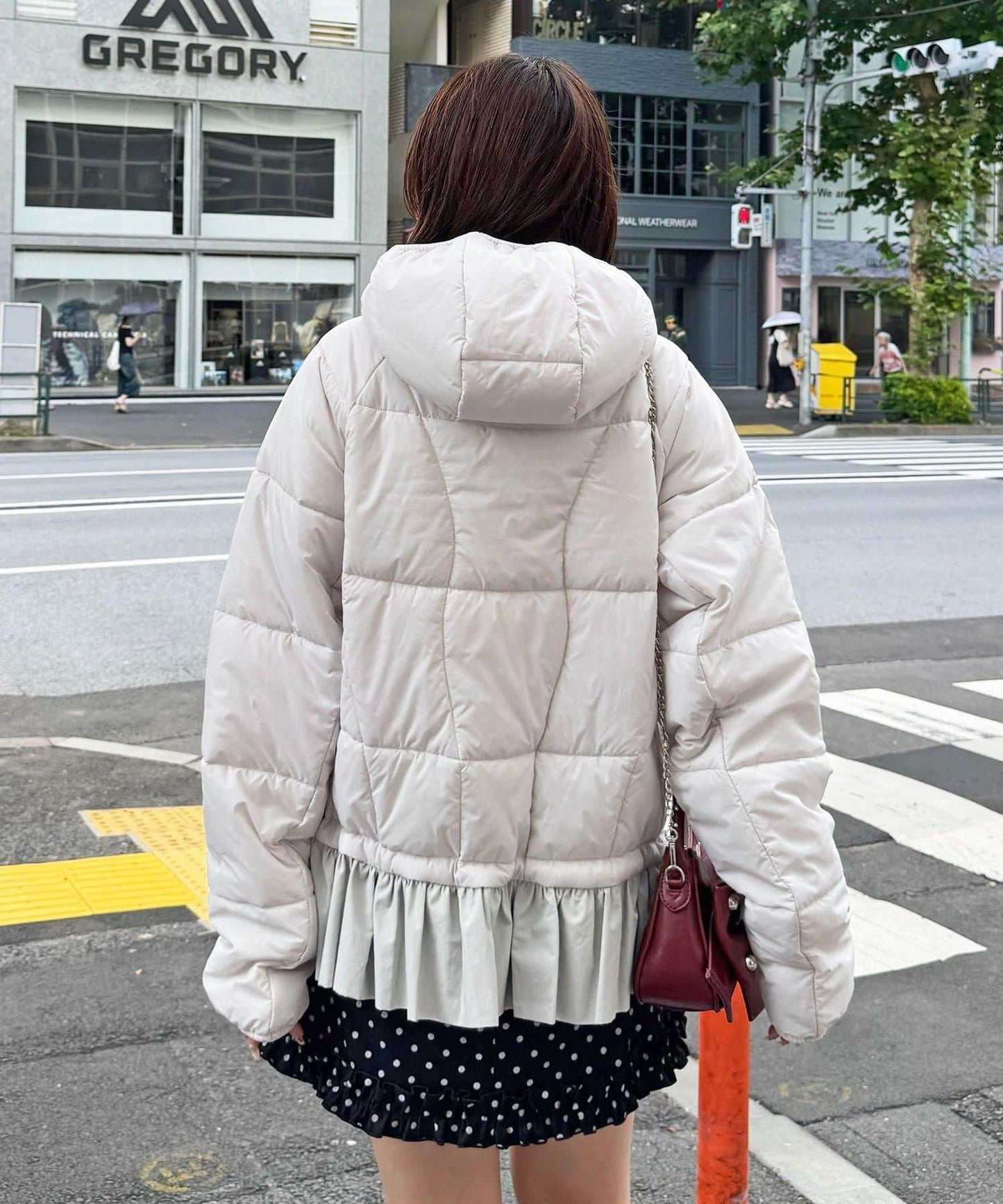下襬荷葉邊波浪絎縫泡泡袖夾克