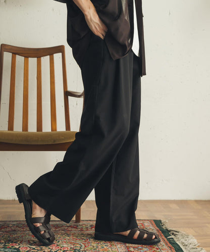 雙褶闊腿錐形西褲