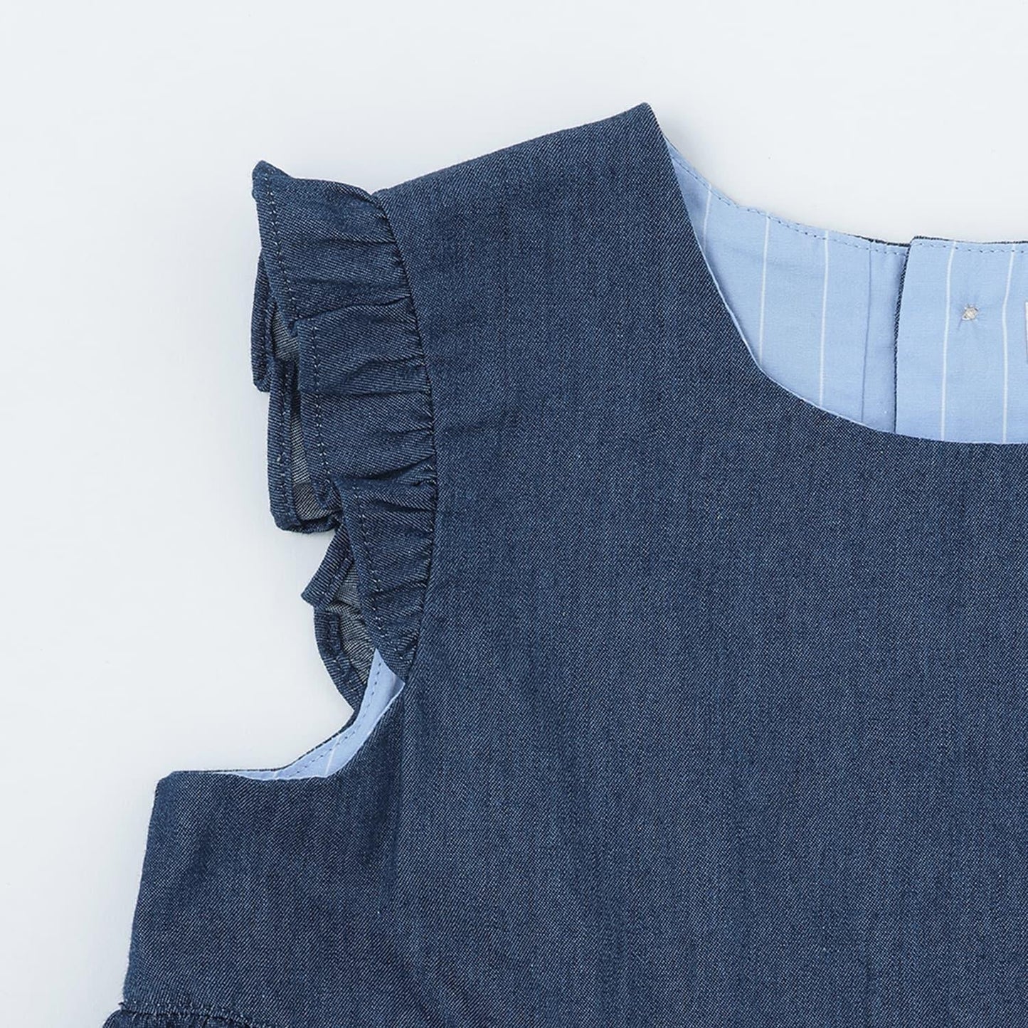 野草莓刺繡揹帶連衣裙