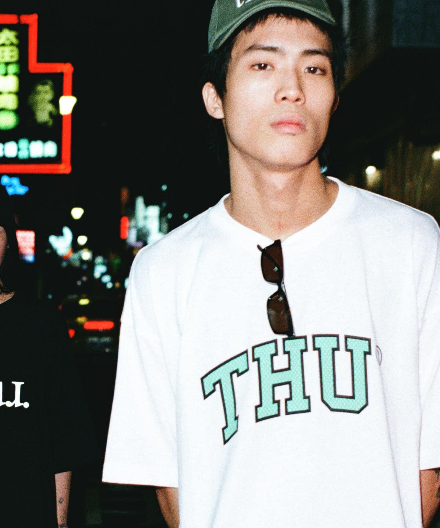 THUR JUST DOT 短袖T恤